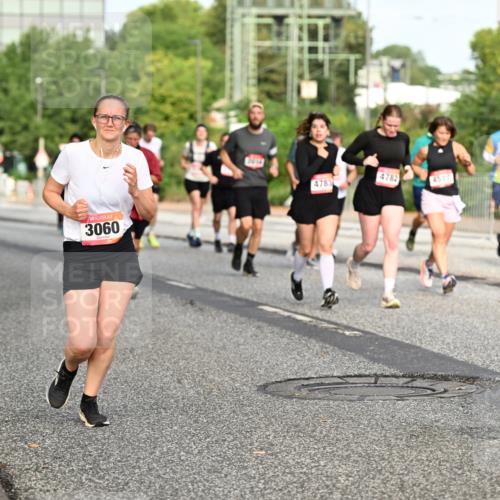 06.09.2026 - CURREX Alsterlauf Dr. Thomas Lammeyer http://msf.ph/oto/10140075 06.09.2026 10:07:32 Laufen 6467, 3060, 4783, 4782, 4517 meine-sportfotos.de