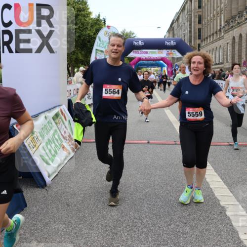 06.09.2026 - CURREX Alsterlauf Strokosch-Dieckow http://msf.ph/oto/10140164 06.09.2026 10:16:19 Ziel 2019, 2614, 2881, 2884, 2910, 3189, 3867, 4314, 4315, 4366, 4396, 4455, 5425, 5559, 5564, 5787 meine-sportfotos.de