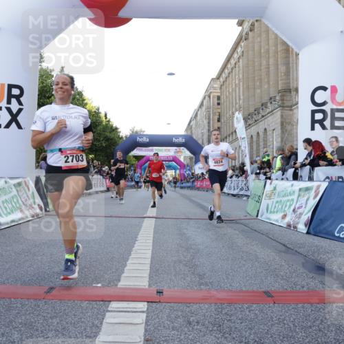 06.09.2026 - CURREX Alsterlauf Yannick Fuchs http://msf.ph/oto/10140216 06.09.2026 09:46:18 Ziel 2342, 2703, 4287, 4537, 4824, 4970, 5419, 5515, 5906, 6014, 6406, 8210, 8266 meine-sportfotos.de