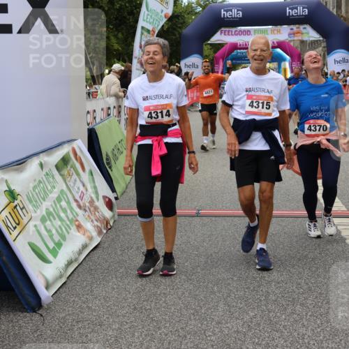06.09.2026 - CURREX Alsterlauf Strokosch-Dieckow http://msf.ph/oto/10140278 06.09.2026 10:16:25 Ziel 2744, 2851, 2888, 2910, 3015, 3019, 3189, 4314, 4315, 4366, 4396, 4820, 4821, 5578, 5787 meine-sportfotos.de