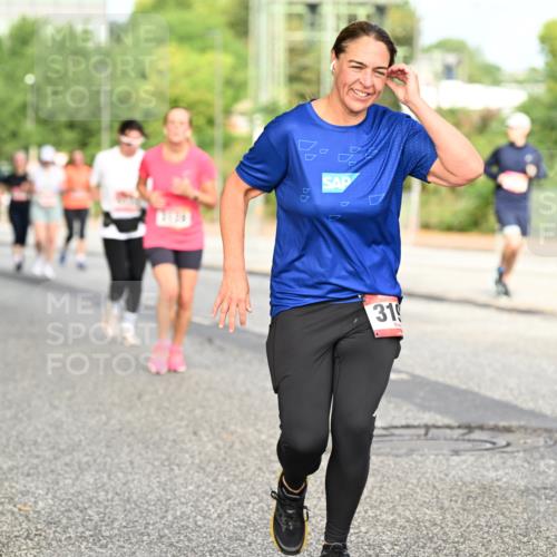 06.09.2026 - CURREX Alsterlauf Dr. Thomas Lammeyer http://msf.ph/oto/10140375 06.09.2026 10:08:11 Laufen 31 meine-sportfotos.de