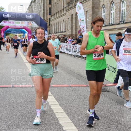 06.09.2026 - CURREX Alsterlauf Strokosch-Dieckow http://msf.ph/oto/10140424 06.09.2026 10:16:38 Ziel 2328, 2431, 2432, 2454, 2578, 2736, 2880, 2887, 3290, 3508, 3509, 3645, 3788, 4123, 4220, 4613, 5307, 5308, 5672, 6217, 8283 meine-sportfotos.de