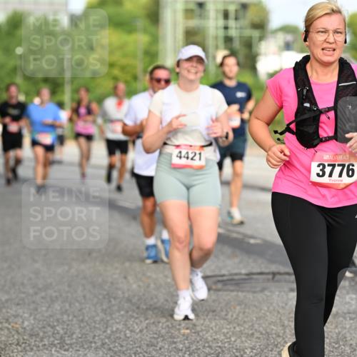 06.09.2026 - CURREX Alsterlauf Dr. Thomas Lammeyer http://msf.ph/oto/10140447 06.09.2026 10:08:21 Laufen 4421, 3776, 324 meine-sportfotos.de