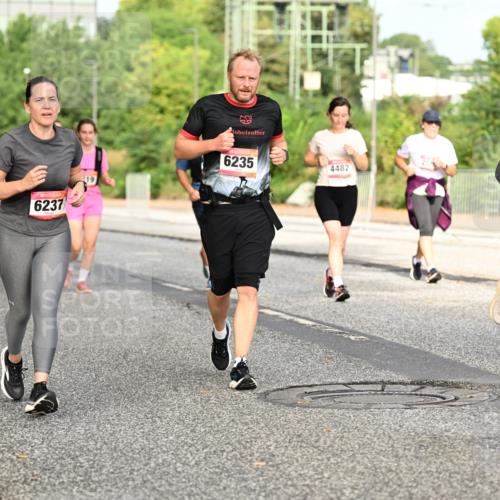 06.09.2026 - CURREX Alsterlauf Dr. Thomas Lammeyer http://msf.ph/oto/10140528 06.09.2026 10:08:30 Laufen 6237, 19, 6235, 4482, 3162 meine-sportfotos.de