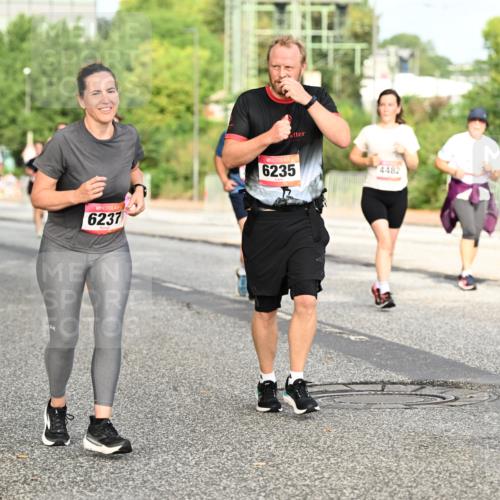 06.09.2026 - CURREX Alsterlauf Dr. Thomas Lammeyer http://msf.ph/oto/10140535 06.09.2026 10:08:31 Laufen 6237, 6235, 4482 meine-sportfotos.de