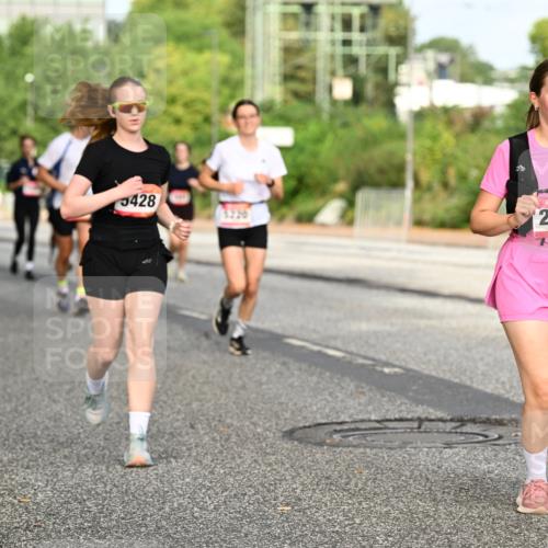 06.09.2026 - CURREX Alsterlauf Dr. Thomas Lammeyer http://msf.ph/oto/10140573 06.09.2026 10:08:35 Laufen 428, 2219 meine-sportfotos.de