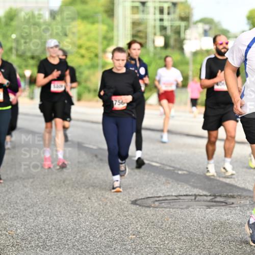06.09.2026 - CURREX Alsterlauf Dr. Thomas Lammeyer http://msf.ph/oto/10140627 06.09.2026 10:08:41 Laufen 756, 2942 meine-sportfotos.de