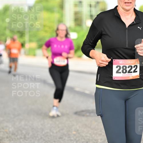 06.09.2026 - CURREX Alsterlauf Dr. Thomas Lammeyer http://msf.ph/oto/10140666 06.09.2026 10:08:45 Laufen 2822 meine-sportfotos.de