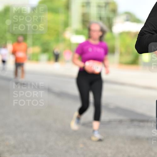 06.09.2026 - CURREX Alsterlauf Dr. Thomas Lammeyer http://msf.ph/oto/10140671 06.09.2026 10:08:45 Laufen  meine-sportfotos.de