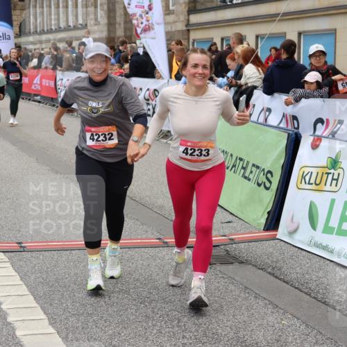 06.09.2026 - CURREX Alsterlauf Strokosch-Dieckow http://msf.ph/oto/10140716 06.09.2026 10:18:11 Ziel 1297, 2026, 2208, 2209, 2262, 3018, 3917, 4134, 4232, 4906, 4915, 6339, 8290 meine-sportfotos.de