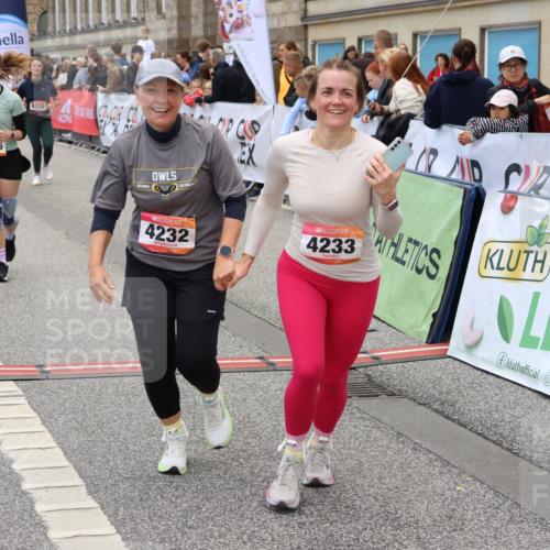 06.09.2026 - CURREX Alsterlauf Strokosch-Dieckow http://msf.ph/oto/10140738 06.09.2026 10:18:12 Ziel 1297, 2026, 2208, 2209, 2262, 3917, 4134, 4232, 4906, 5050, 6339, 8290 meine-sportfotos.de
