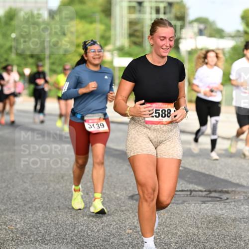 06.09.2026 - CURREX Alsterlauf Dr. Thomas Lammeyer http://msf.ph/oto/10140742 06.09.2026 10:08:54 Laufen 3139, 2588 meine-sportfotos.de