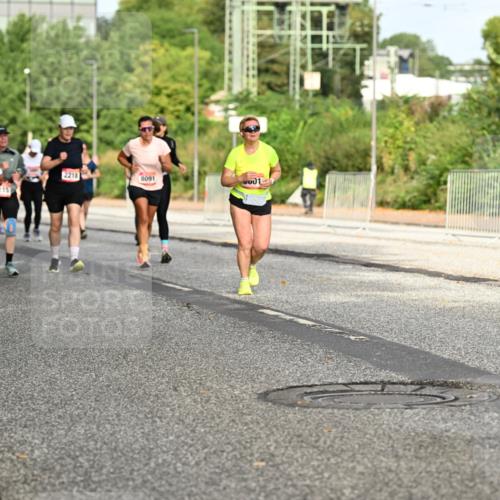 06.09.2026 - CURREX Alsterlauf Dr. Thomas Lammeyer http://msf.ph/oto/10140766 06.09.2026 10:08:57 Laufen 3901, 2596, 2215, 2218, 8091, 001 meine-sportfotos.de