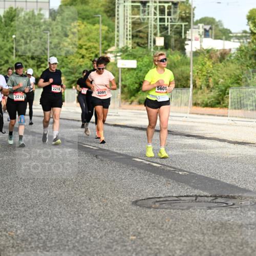 06.09.2026 - CURREX Alsterlauf Dr. Thomas Lammeyer http://msf.ph/oto/10140774 06.09.2026 10:08:58 Laufen 3901, 2218, 2596, 5601, 8091, 2215 meine-sportfotos.de