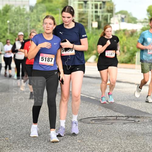 06.09.2026 - CURREX Alsterlauf Dr. Thomas Lammeyer http://msf.ph/oto/10140902 06.09.2026 10:09:13 Laufen 24, 5187, 5000, 3186, 3187 meine-sportfotos.de