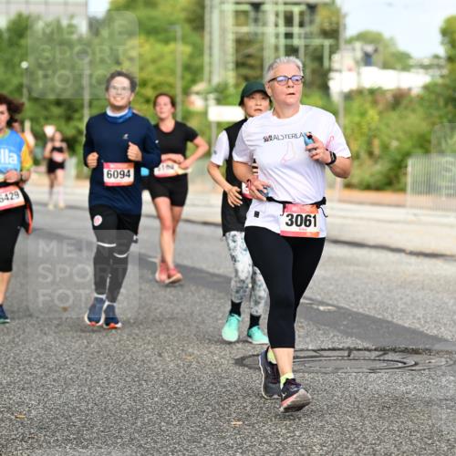06.09.2026 - CURREX Alsterlauf Dr. Thomas Lammeyer http://msf.ph/oto/10140971 06.09.2026 10:09:22 Laufen 6429, 6094, 3061 meine-sportfotos.de