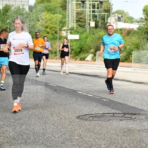 06.09.2026 - CURREX Alsterlauf Dr. Thomas Lammeyer http://msf.ph/oto/10141014 06.09.2026 10:09:27 Laufen 537, 3516, 3859, 3342, 281, 2929 meine-sportfotos.de