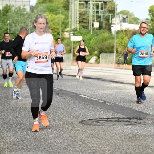 06.09.2026 - CURREX Alsterlauf Dr. Thomas Lammeyer http://msf.ph/oto/10141023 06.09.2026 10:09:28 Laufen 282, 3859, 3342, 2818 meine-sportfotos.de
