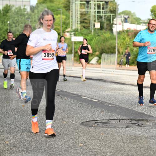 06.09.2026 - CURREX Alsterlauf Dr. Thomas Lammeyer http://msf.ph/oto/10141025 06.09.2026 10:09:28 Laufen 282, 3859, 2818 meine-sportfotos.de