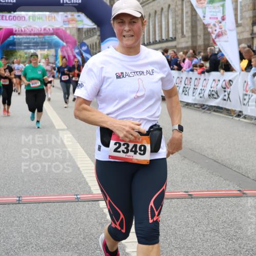 06.09.2026 - CURREX Alsterlauf Strokosch-Dieckow http://msf.ph/oto/10141055 06.09.2026 10:18:34 Ziel 2349, 2651, 2656, 2804, 2960, 3052, 3358, 3654, 4107, 4648, 4795, 4804, 5921, 8001 meine-sportfotos.de