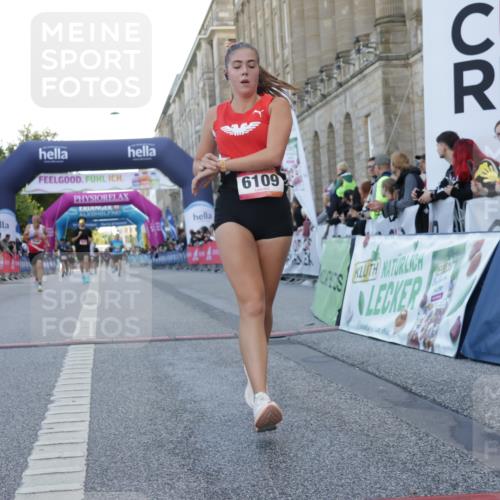 06.09.2026 - CURREX Alsterlauf Yannick Fuchs http://msf.ph/oto/10141060 06.09.2026 09:46:34 Ziel 2563, 2683, 2752, 3182, 4183, 4663, 5544, 6109, 6224 meine-sportfotos.de