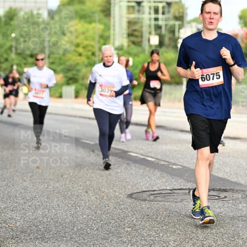 06.09.2026 - CURREX Alsterlauf Dr. Thomas Lammeyer http://msf.ph/oto/10141098 06.09.2026 10:09:36 Laufen 3039, 6075 meine-sportfotos.de