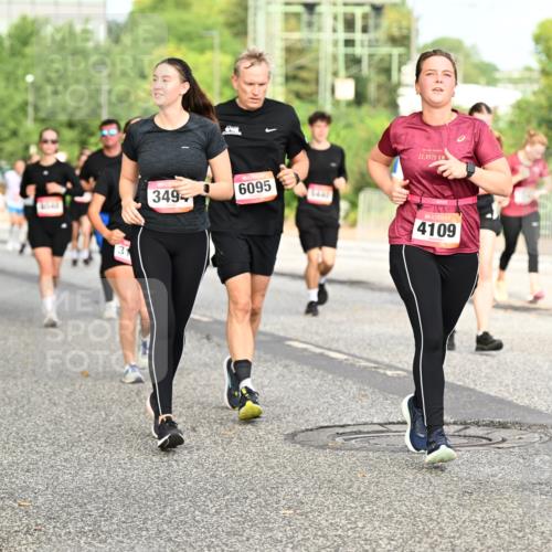06.09.2026 - CURREX Alsterlauf Dr. Thomas Lammeyer http://msf.ph/oto/10141178 06.09.2026 10:09:45 Laufen 349, 6095, 21, 0975, 4109 meine-sportfotos.de