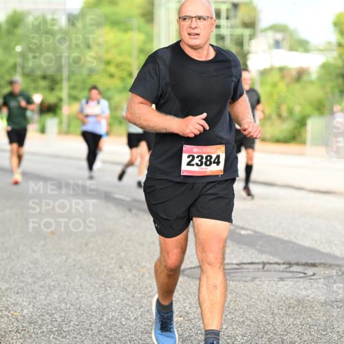 06.09.2026 - CURREX Alsterlauf Dr. Thomas Lammeyer http://msf.ph/oto/10141212 06.09.2026 10:09:51 Laufen 2384 meine-sportfotos.de