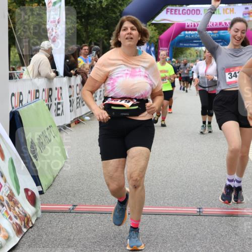 06.09.2026 - CURREX Alsterlauf Strokosch-Dieckow http://msf.ph/oto/10141245 06.09.2026 10:18:44 Ziel 2271, 2287, 2651, 3052, 3421, 3875, 3879, 4406, 4560, 4648, 4857, 5394, 5489, 6067 meine-sportfotos.de