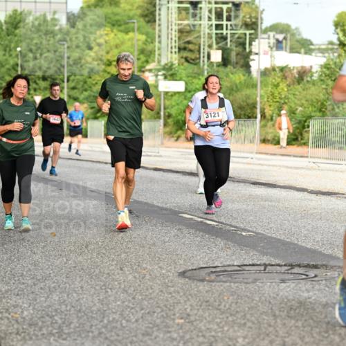 06.09.2026 - CURREX Alsterlauf Dr. Thomas Lammeyer http://msf.ph/oto/10141253 06.09.2026 10:09:55 Laufen 3510, 3643, 3121, 2967 meine-sportfotos.de