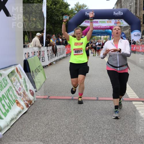 06.09.2026 - CURREX Alsterlauf Strokosch-Dieckow http://msf.ph/oto/10141344 06.09.2026 10:18:48 Ziel 2872, 3421, 3875, 3879, 4406, 4560, 4857, 5394, 5489, 6067 meine-sportfotos.de