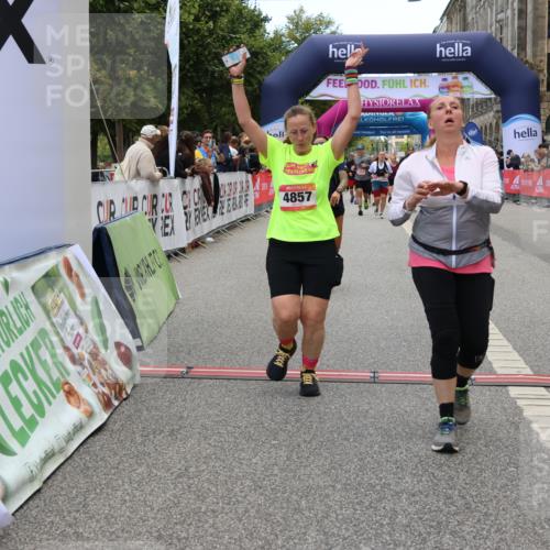 06.09.2026 - CURREX Alsterlauf Strokosch-Dieckow http://msf.ph/oto/10141348 06.09.2026 10:18:48 Ziel 2872, 3421, 3875, 3879, 4406, 4560, 4857, 5394, 5489, 6067 meine-sportfotos.de