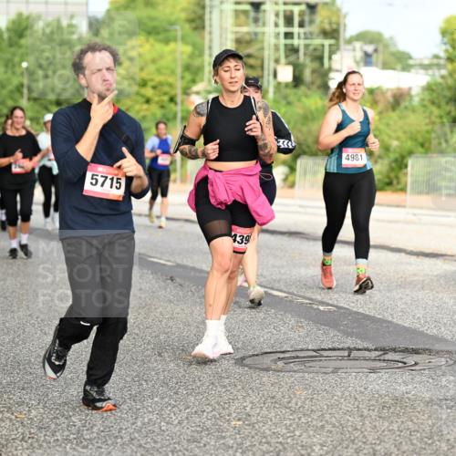 06.09.2026 - CURREX Alsterlauf Dr. Thomas Lammeyer http://msf.ph/oto/10141375 06.09.2026 10:10:08 Laufen 5715, 439, 4981, 5506, 3992 meine-sportfotos.de