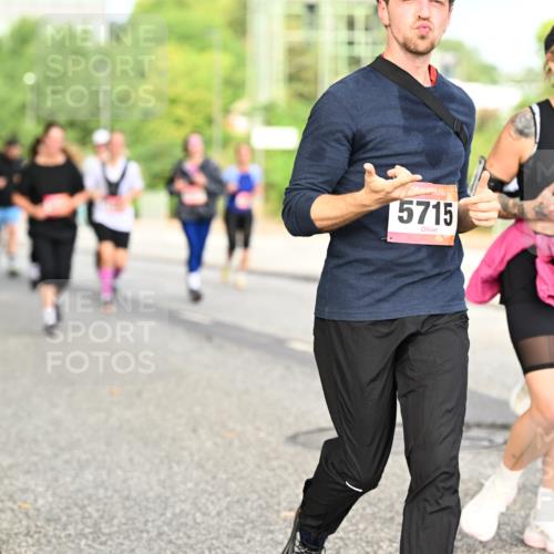 06.09.2026 - CURREX Alsterlauf Dr. Thomas Lammeyer http://msf.ph/oto/10141385 06.09.2026 10:10:10 Laufen 5715, 439 meine-sportfotos.de