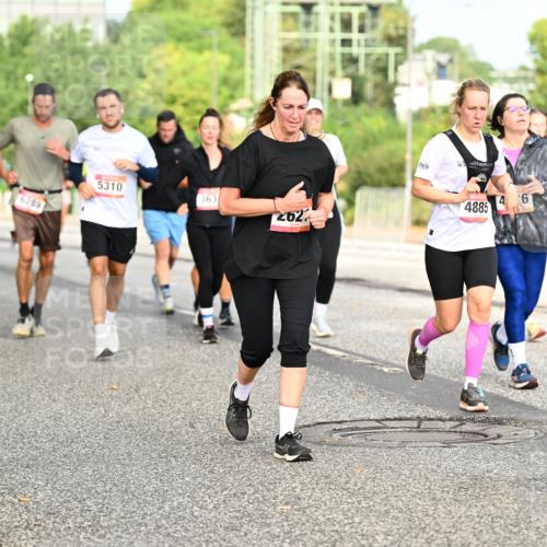 06.09.2026 - CURREX Alsterlauf Dr. Thomas Lammeyer http://msf.ph/oto/10141419 06.09.2026 10:10:14 Laufen 6015, 289, 5310, 363, 262, 4, 6, 4885 meine-sportfotos.de