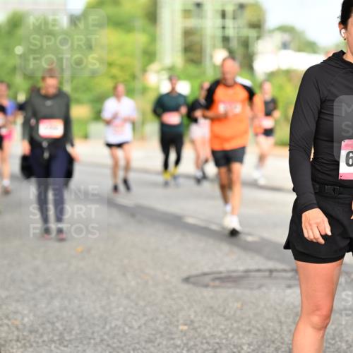 06.09.2026 - CURREX Alsterlauf Dr. Thomas Lammeyer http://msf.ph/oto/10141478 06.09.2026 10:10:21 Laufen 6015 meine-sportfotos.de