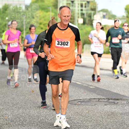 06.09.2026 - CURREX Alsterlauf Dr. Thomas Lammeyer http://msf.ph/oto/10141506 06.09.2026 10:10:24 Laufen 5479, 3302, 4452 meine-sportfotos.de