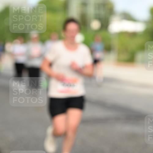 06.09.2026 - CURREX Alsterlauf Dr. Thomas Lammeyer http://msf.ph/oto/10141557 06.09.2026 10:10:30 Laufen  meine-sportfotos.de