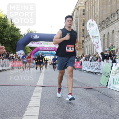 06.09.2026 - CURREX Alsterlauf Yannick Fuchs http://msf.ph/oto/10141871 06.09.2026 09:46:49 Ziel 2556, 3432, 3617, 4716, 4890, 6162, 6255, 8092, 8249 meine-sportfotos.de