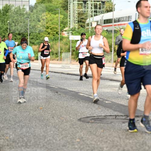 06.09.2026 - CURREX Alsterlauf Dr. Thomas Lammeyer http://msf.ph/oto/10141881 06.09.2026 10:11:05 Laufen 6336, 5457, 522, 4392, 3234, 3741, 2860, 5078, 6468 meine-sportfotos.de