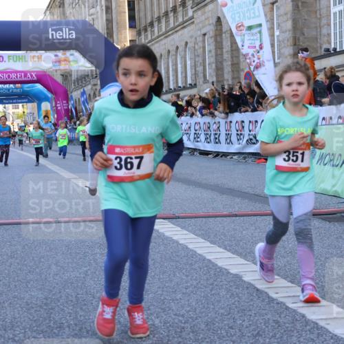 06.09.2026 - CURREX Alsterlauf Strokosch-Dieckow http://msf.ph/oto/10141920 06.09.2026 10:54:37 Ziel 162, 212, 228, 267, 297, 326, 328, 333, 340, 343, 351, 359, 367, 456, 457, 8343 meine-sportfotos.de