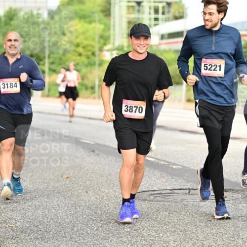 06.09.2026 - CURREX Alsterlauf Dr. Thomas Lammeyer http://msf.ph/oto/10141989 06.09.2026 10:11:16 Laufen 3184, 3870, 5221, 4926 meine-sportfotos.de