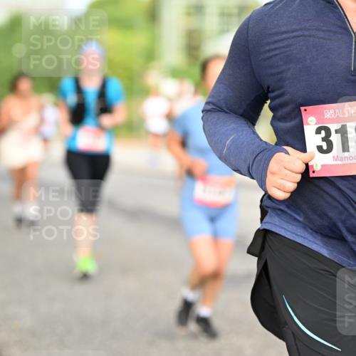 06.09.2026 - CURREX Alsterlauf Dr. Thomas Lammeyer http://msf.ph/oto/10142015 06.09.2026 10:11:19 Laufen 3184 meine-sportfotos.de