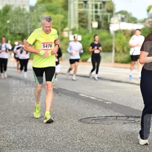 06.09.2026 - CURREX Alsterlauf Dr. Thomas Lammeyer http://msf.ph/oto/10142079 06.09.2026 10:11:25 Laufen 5476, 3456 meine-sportfotos.de