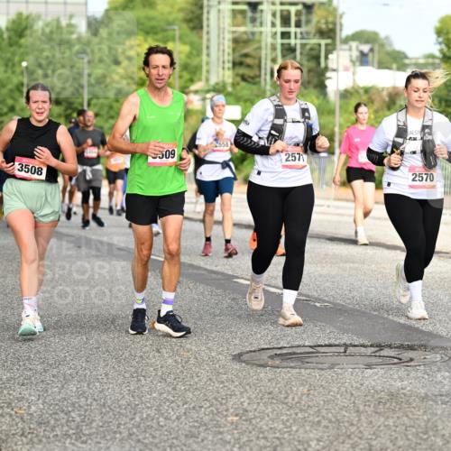 06.09.2026 - CURREX Alsterlauf Dr. Thomas Lammeyer http://msf.ph/oto/10142143 06.09.2026 10:11:32 Laufen 3508, 509, 558, 2571, 2570 meine-sportfotos.de