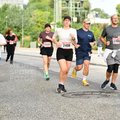 06.09.2026 - CURREX Alsterlauf Dr. Thomas Lammeyer http://msf.ph/oto/10142209 06.09.2026 10:11:38 Laufen 5859, 4455, 2408, 3454, 4645, 3260 meine-sportfotos.de