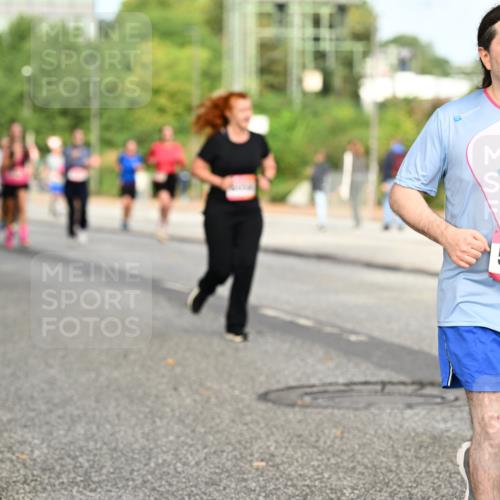 06.09.2026 - CURREX Alsterlauf Dr. Thomas Lammeyer http://msf.ph/oto/10142255 06.09.2026 10:11:43 Laufen 5859 meine-sportfotos.de