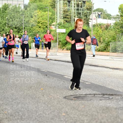 06.09.2026 - CURREX Alsterlauf Dr. Thomas Lammeyer http://msf.ph/oto/10142260 06.09.2026 10:11:44 Laufen 5564, 2098, 5825, 4019, 2737, 605 meine-sportfotos.de