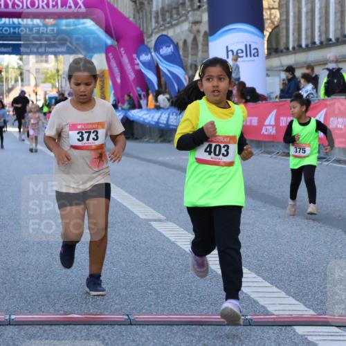 06.09.2026 - CURREX Alsterlauf Strokosch-Dieckow http://msf.ph/oto/10142308 06.09.2026 10:55:59 Ziel 245, 331, 373, 375, 395, 403 meine-sportfotos.de