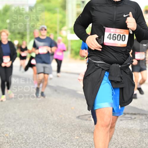 06.09.2026 - CURREX Alsterlauf Dr. Thomas Lammeyer http://msf.ph/oto/10142413 06.09.2026 10:11:59 Laufen 4600 meine-sportfotos.de